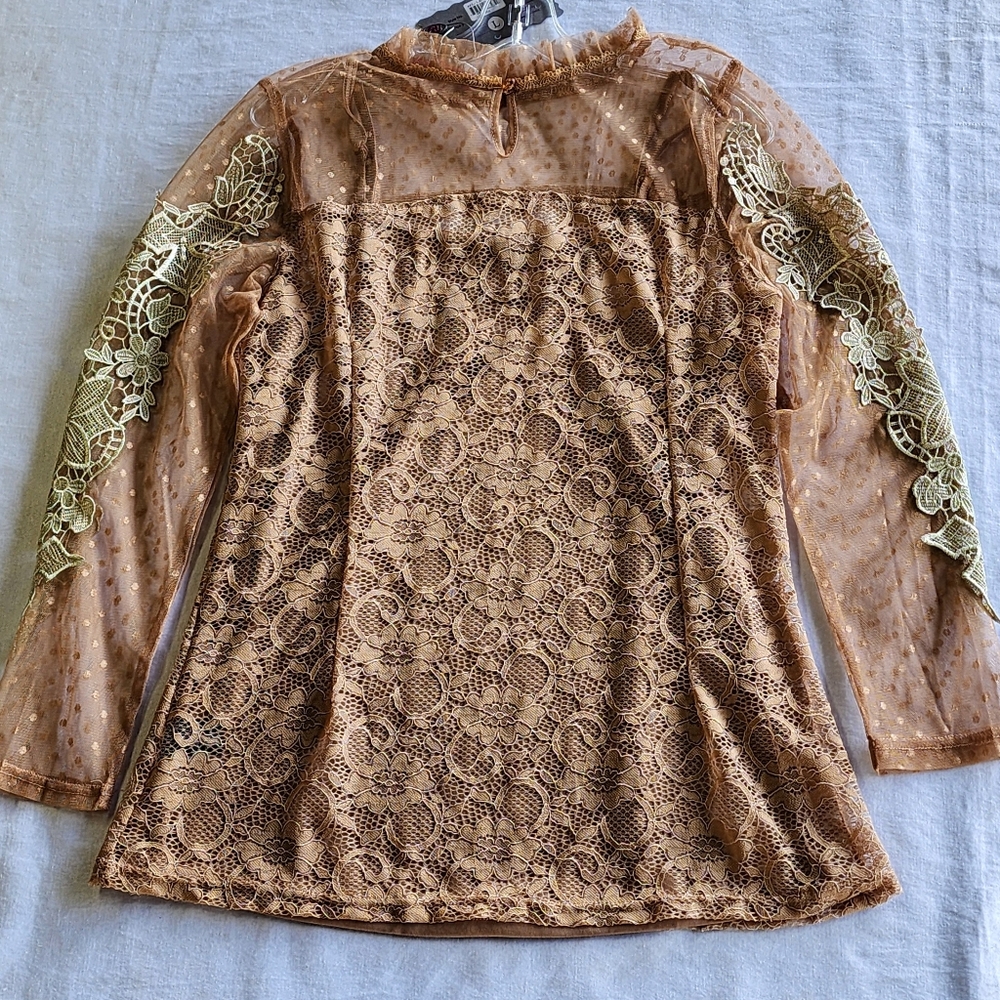 Ladies 2pc lace  top